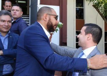 Presidente del INDES se reunió con representantes de la FIFA y la UNCAF