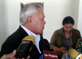 Diputados se reúnen con cuerpo diplomático para informar militarización de Asamblea Legislativa