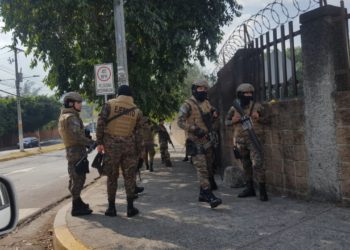 Piden a Fuerza Armada respetar la Constitución de la República y no ceder a presión del Ejecutivo