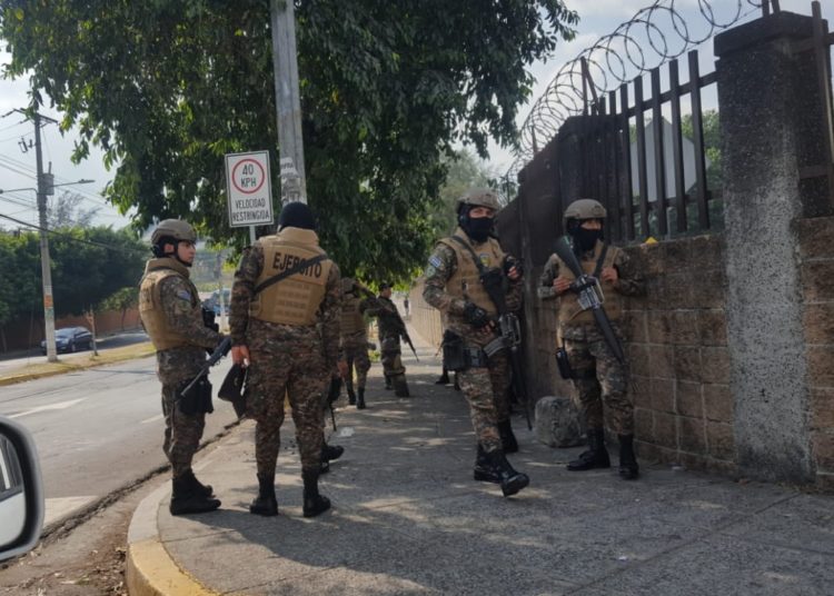 Piden a Fuerza Armada respetar la Constitución de la República y no ceder a presión del Ejecutivo