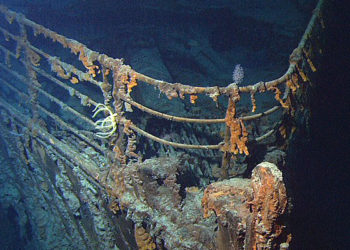 Un submarino golpea «accidentalmente» al Titanic y eso da paso a un proceso judicial