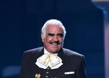 Vicente Fernández celebra 80 años y revela lo que más extraña de cantar