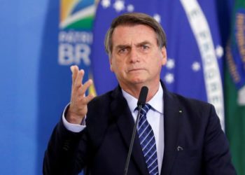 Jair Bolsonaro le pidió a empresarios boicotear a la “prensa podrida” de Brasil que busca derrocarlo