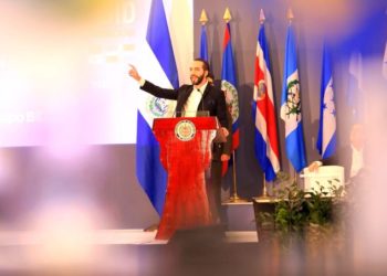 Presidente Bukele admite ante el BID que hay un conflicto político en el país “pero que dará buenos frutos”