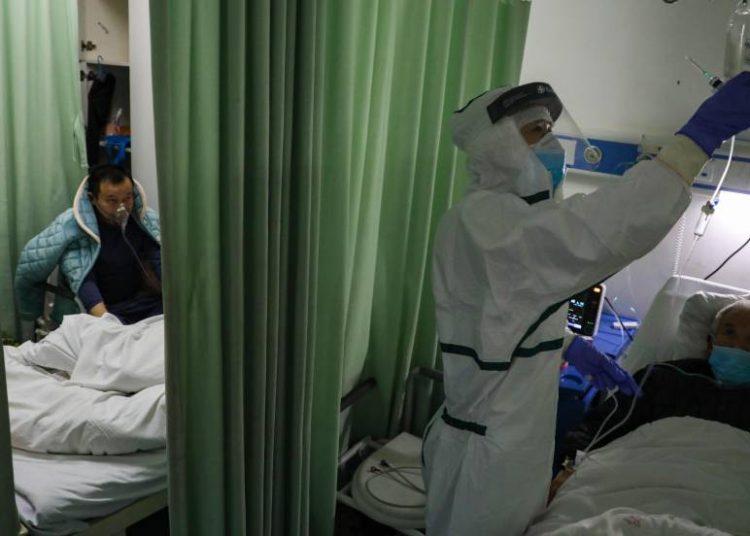 China informó que ya son 902 los muertos y más de 40.000 los contagiados por el Coronvirus