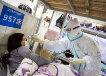 China reportó 71 muertes por coronavirus, el número más bajo de decesos en dos semanas