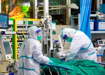 China informó que ya son 811 los muertos y 37.198 los contagiados por el coronavirus