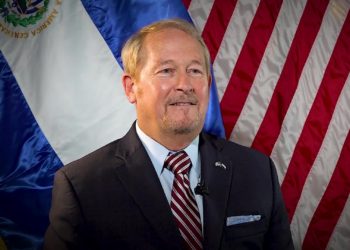 Ronald Johnson apoya búsqueda pacífica para resolver problemas del Gobierno