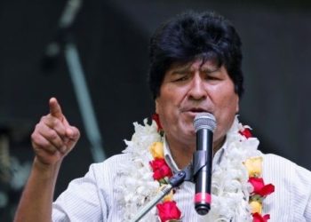 Evo Morales viaja a Cuba por razones de salud