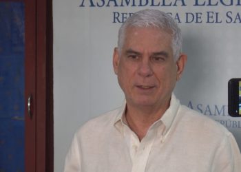 Diputado Rodolfo Parker pedirá interpelar a ministro de la Defensa por hechos del 9F