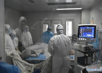 Filipinas confirma la muerte de un portador del coronavirus, es el primer fallecido fuera de China