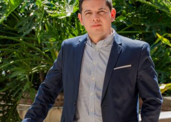 José Urbina: “Si cae Norman Quijano podrían caer otros políticos y por ello la negativa de retirarle el fuero”