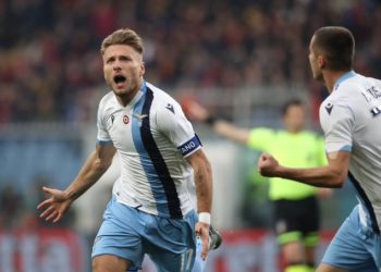 La Lazio derrotó al Genoa y no le pierde pisada a la Juventus