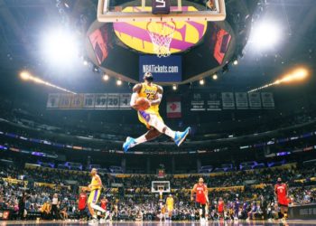 La NBA rendida ante el “Rey” LeBron James