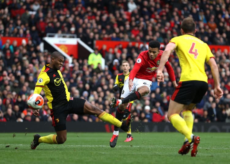 El Manchester United superó al Watford y se acercó a los puestos de Champions League