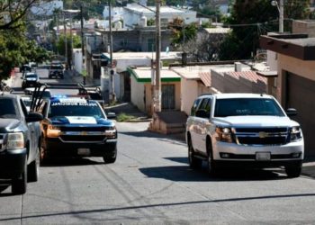 (VIDEO) Grupos armados se enfrentan a tiros en la ciudad mexicana de Culiacán