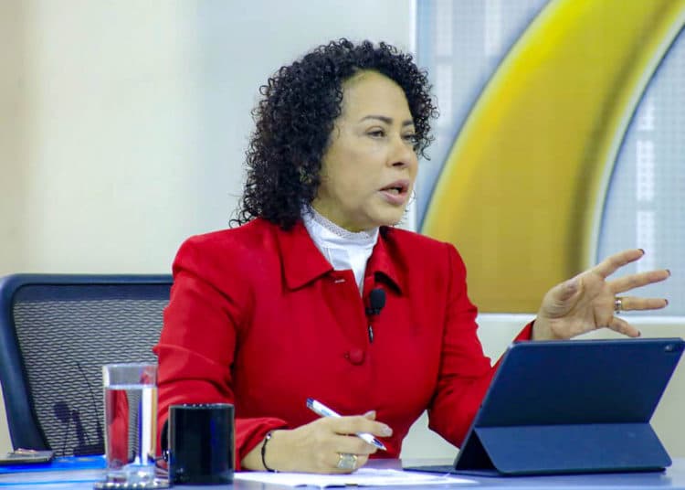 Comisionada presidencial afirma que calificación de riesgo país no se afectará por coyuntura política