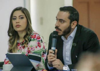 Becarias procedentes de China también cumplirán protocolo internacional a su llegada al país