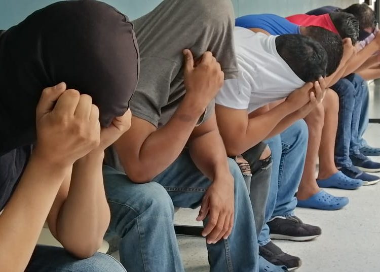 FGR acusa formalmente a 12 agentes de la PNC por falsificar incapacidades del ISSS