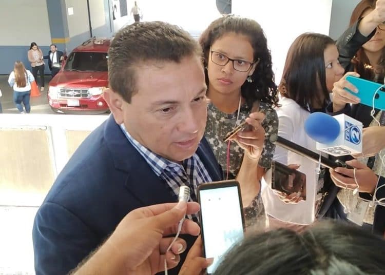 Ministro Castro a diputados: “Paren este circo y dedíquense a trabajar”