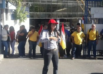 Sindicalistas de la Asamblea Legislativa se mantienen en paro por segundo día