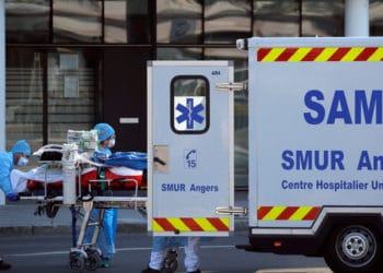 Una adolescente de 16 años es fallecida a causa del coronavirus en Francia