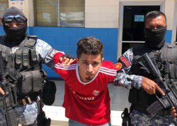 Arrestan a sujeto que asesinó a dos policías en Santa Ana