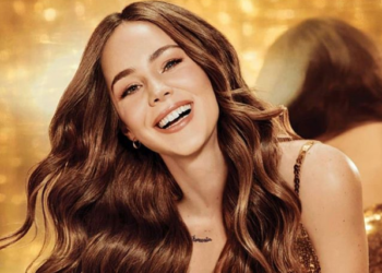 Camila Sodi posó en topless como una “Eva” moderna