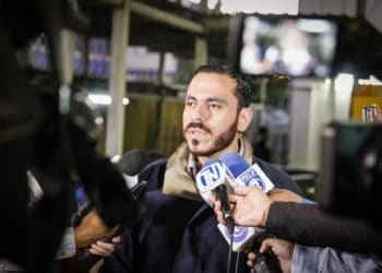 Desinfectan hospital Rosales