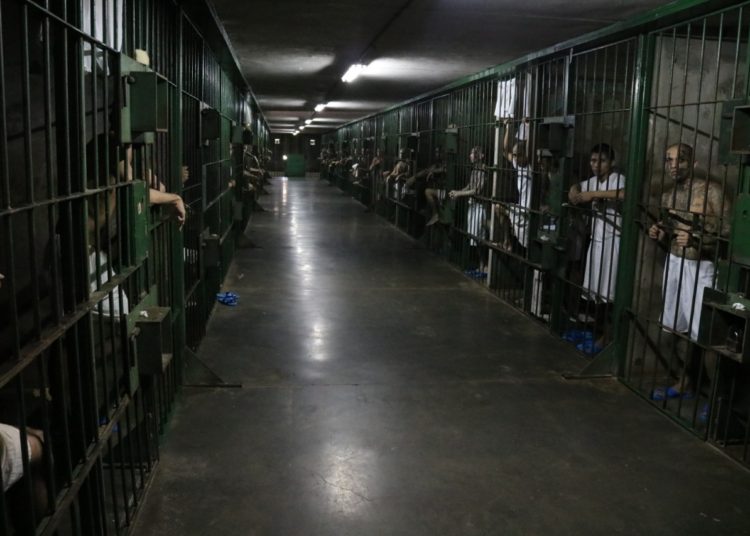 Jueces revocan emergencia en penal de Mariona