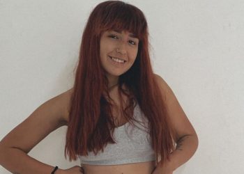 Romina, hija de Niurka, aprovecha la cuarentena para asolearse en bikini