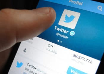 Twitter prohíbe los mensajes de odio basados en edad, discapacidad o enfermedad