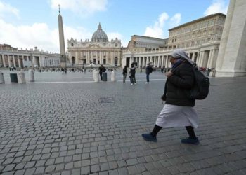 Primer caso de coronavirus en el Vaticano y autoridades evalúan suspender ceremonias