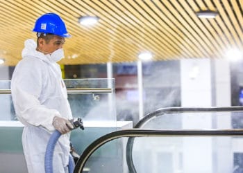 Termina sanitización en aeropuerto Óscar Romero para prevenir coronavirus