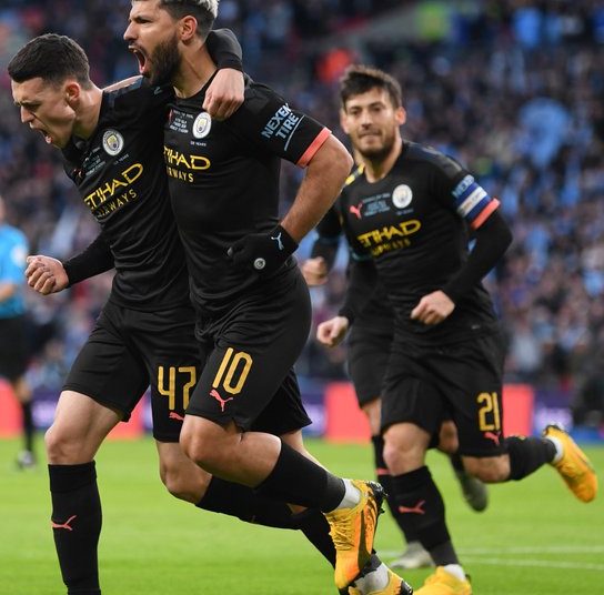 Manchester City venció al Aston Villa y se coronó campeón de la Copa de la Liga