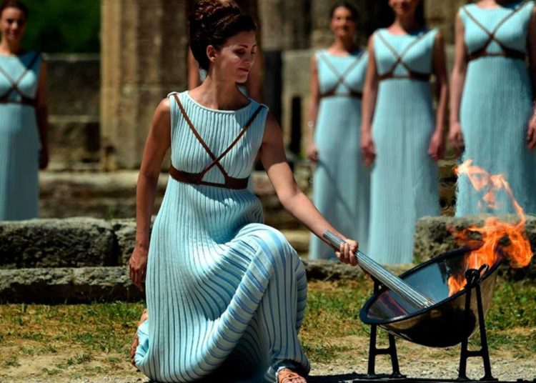 Encendido de antorcha olímpica será a puerta cerrada debido al coronavirus