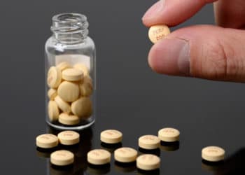 China aseguró que un medicamento japonés tiene “alta efectividad” frente al coronavirus, advierten efectos secundarios