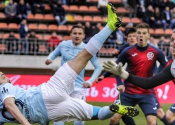 A pesar del coronavirus, una liga europea inició torneo con público en los estadios