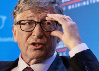 Bill Gates sale de junta directiva de Microsoft