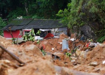 Al menos 39 muertos por las torrenciales lluvias que azotaron en Brasil