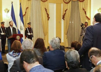 Presidente Bukele explica a Cuerpo Diplomático los efectos de la cuarentena nacional por Covid-19