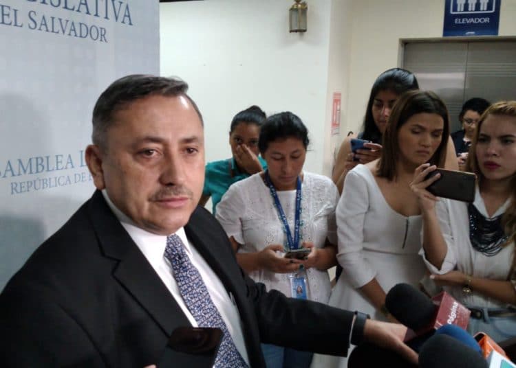 Carlos Reyes asegura que este día podrían aprobar $109 millones para Plan Control Territorial