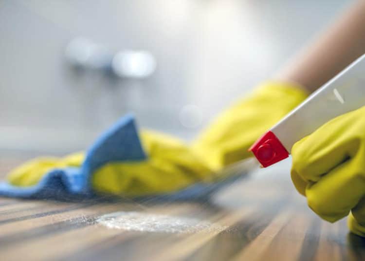 En EE.UU. investigan cuánto tiempo podría durar el coronavirus en una superficie