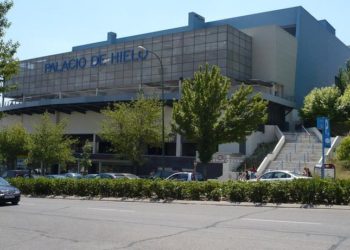 Madrid habilita como morgue un centro comercial ante el colapso de los crematorios