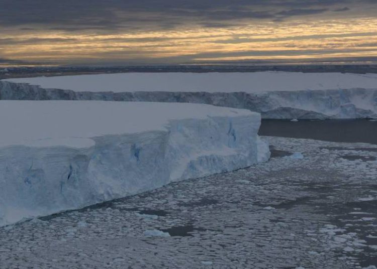 Un glaciar de la Antártida amenaza con una crecida de 1,5 m en el nivel del mar