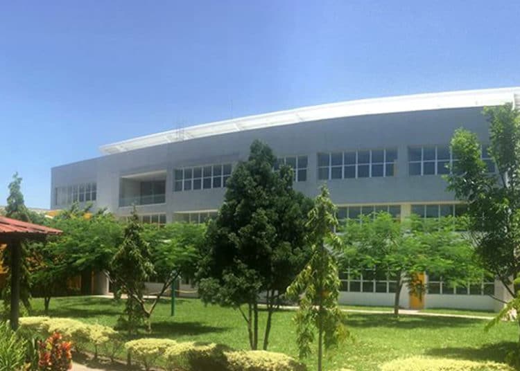 72 estudiantes del Liceo Francés viajarán el lunes a Francia; GOES dice que a su regreso entrarán en cuarentena