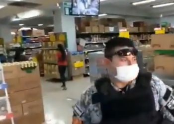 Vendedores intentan saquear un supermercado del centro de San Salvador