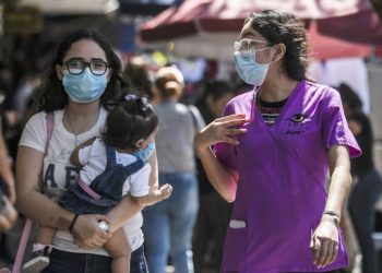 México descarta cerrar fronteras y prohibir vuelos por coronavirus