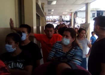 Incrementa venta de mascarillas en farmacias