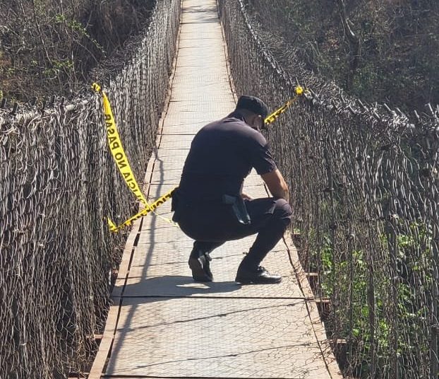 PNC bloquea paso peatonal que une El Salvador con Honduras